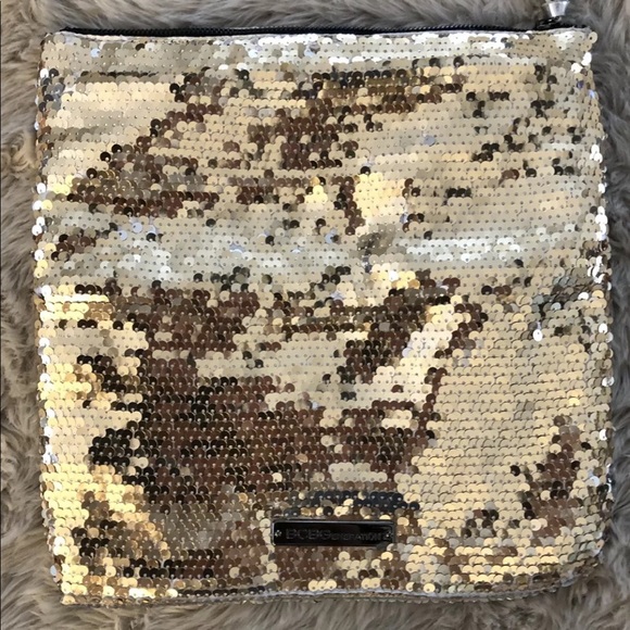 BCBG Large Bag Makeup Travel Pouch Foldover Clutch - Picture 3 of 6